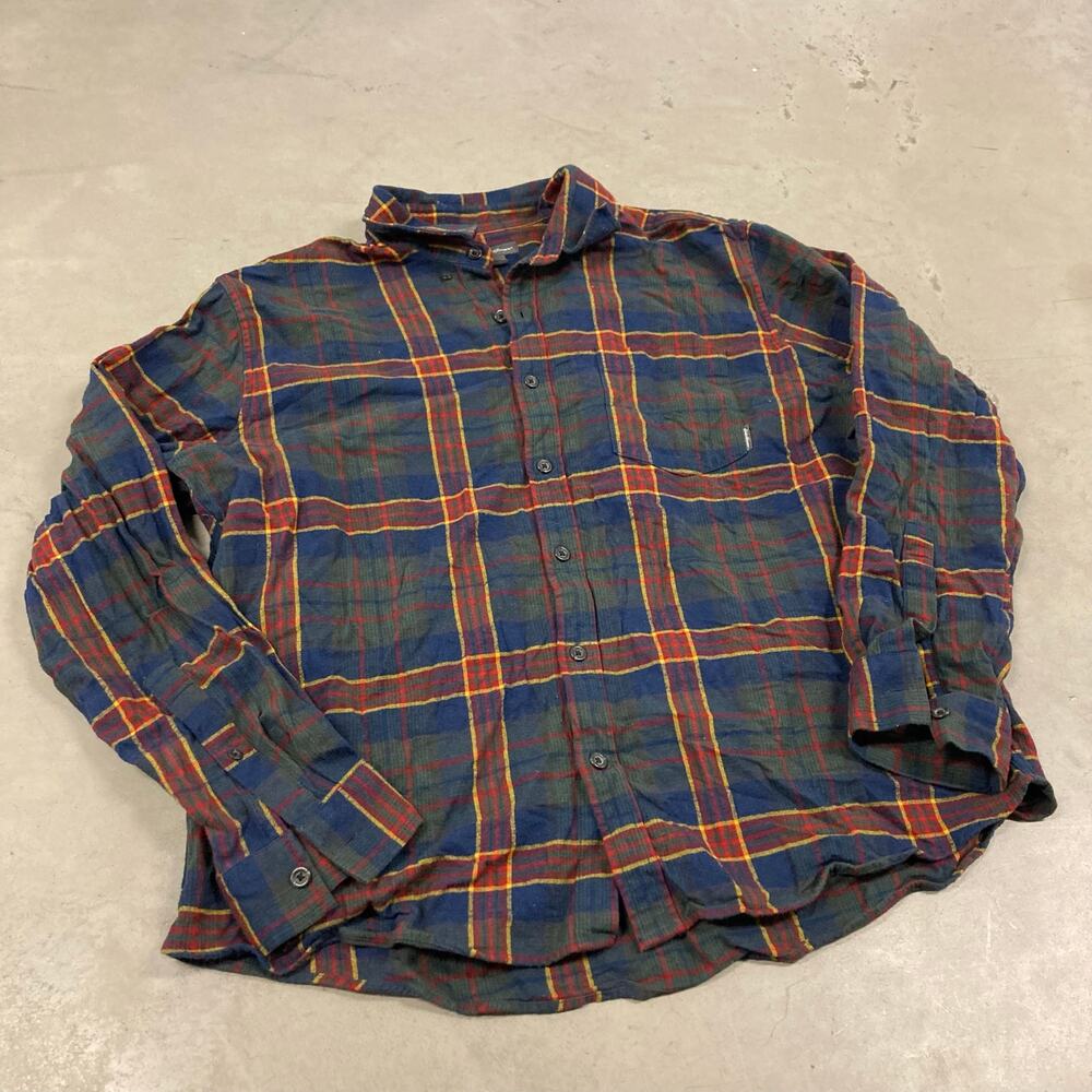 Men’s Eddie Bauer flannel button up shirt